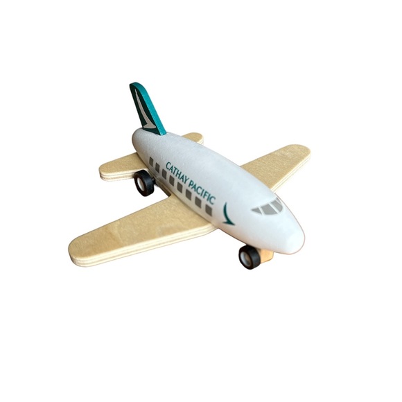 ✨Limited Edition✨Cathay Pacific Pullback Wooden Toy Plane - Picture 2 of 5